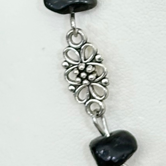 Silver Tone Crescent Moon Filigree Necklace w/Black Onyx Crystal/Stone Chips - Picture 14 of 15